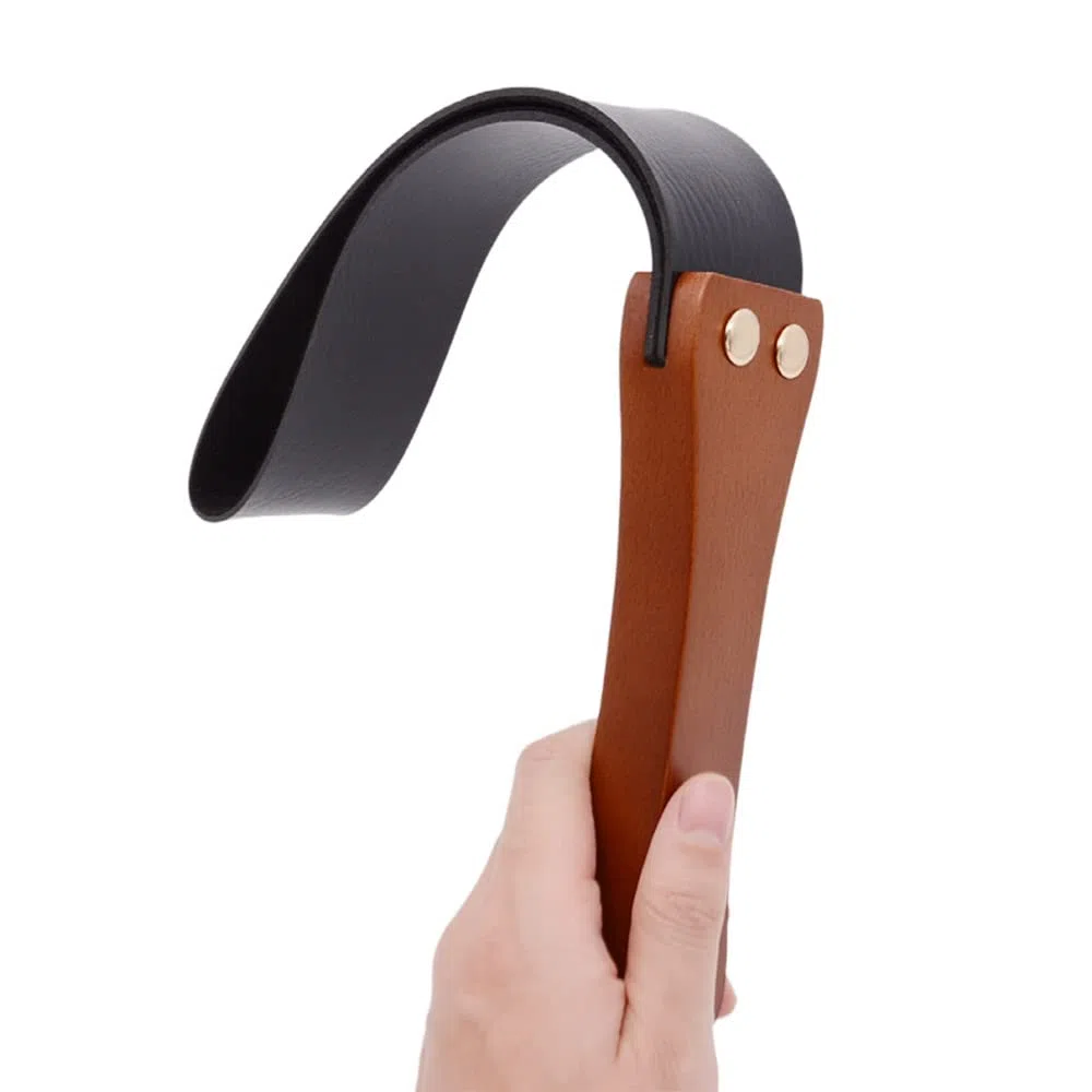 Fouet pour le sexe - Fétiche Erotique Bondage SM Cravache - Sex toys pour couplesLes jeux d'amour en cuir main fessée paddle (Noir)